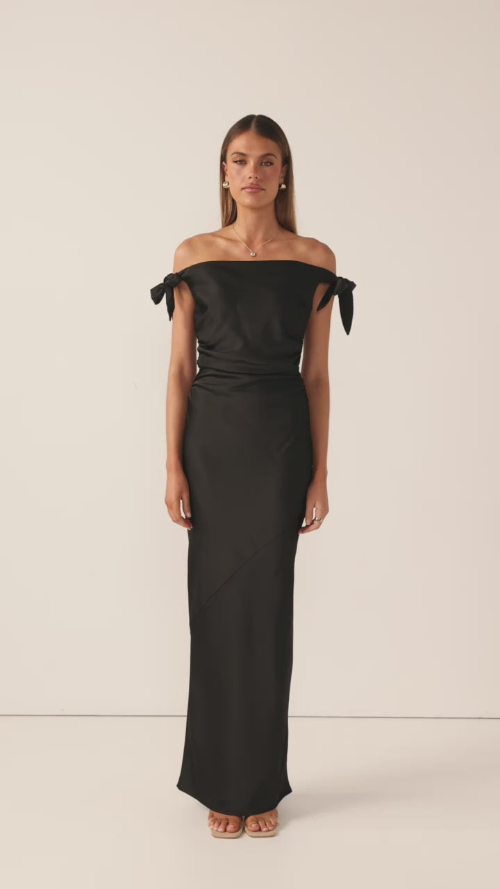 Meghan Maxi Dress - Black - Billy J