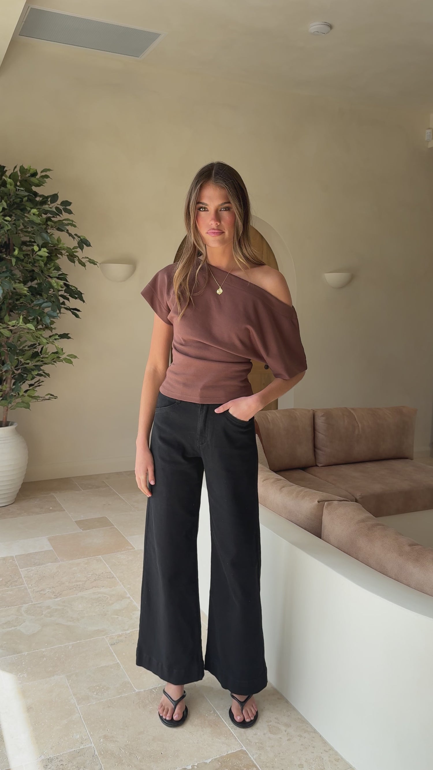 Jara Top - Brown - Billy J