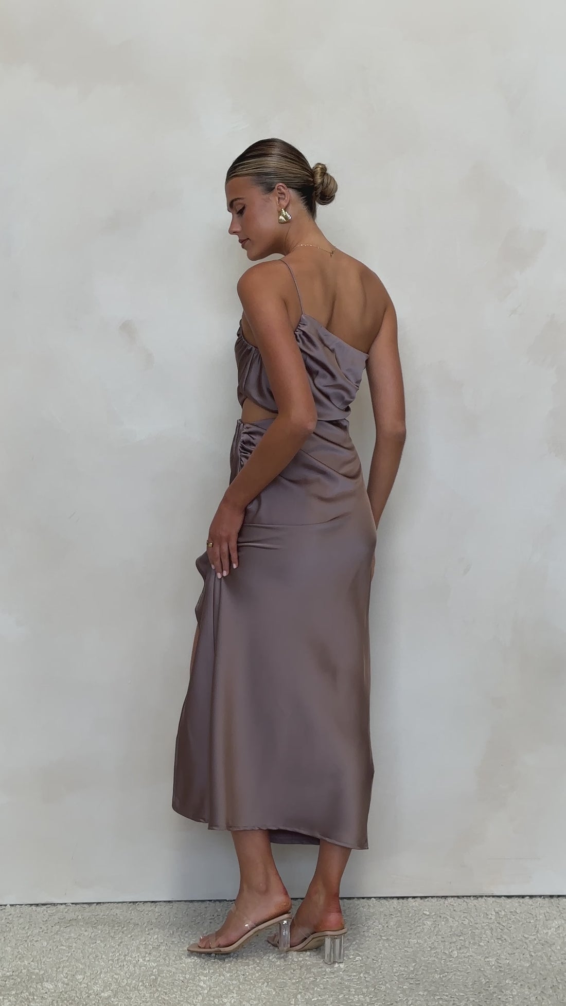 Nyla Maxi Dress - Mushroom - Billy J