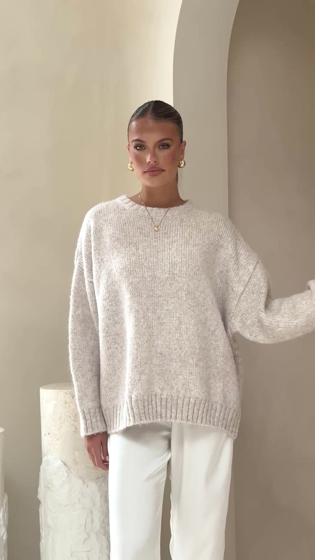 Load video: Mila Knit Jumper - Oatmeal - Billy J