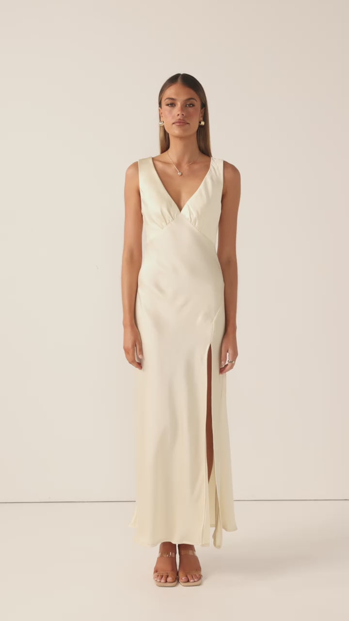 Load video: Taylor Maxi Dress - Ivory - Billy J