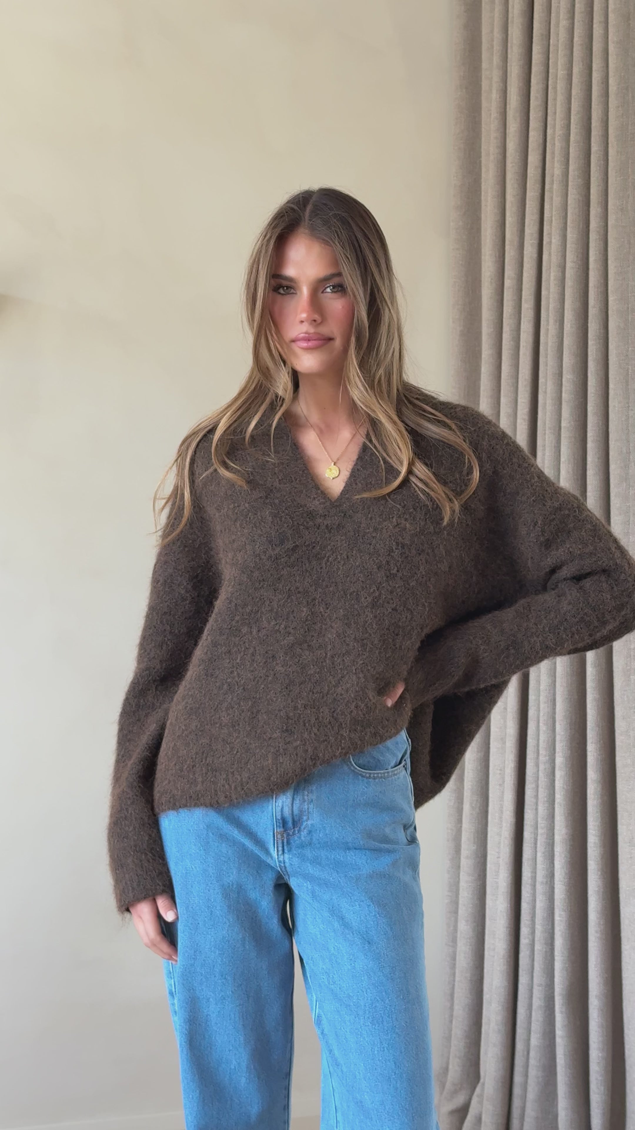 Load video: Kouvr Knit Sweater - Brown - Billy J