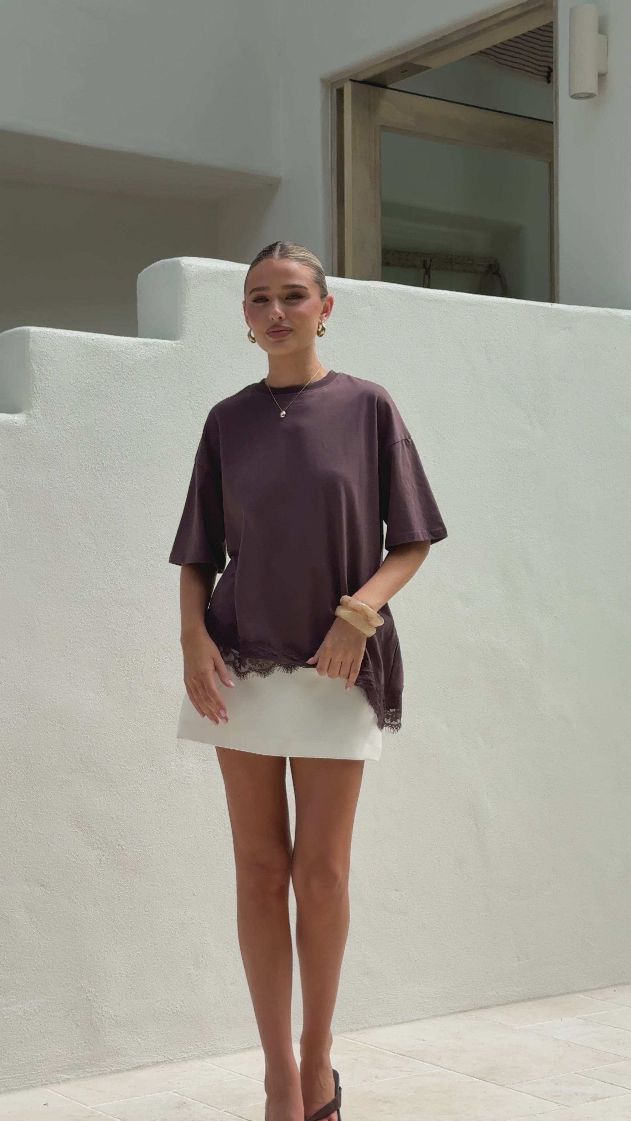 Vira Tee - Chocolate - Billy J
