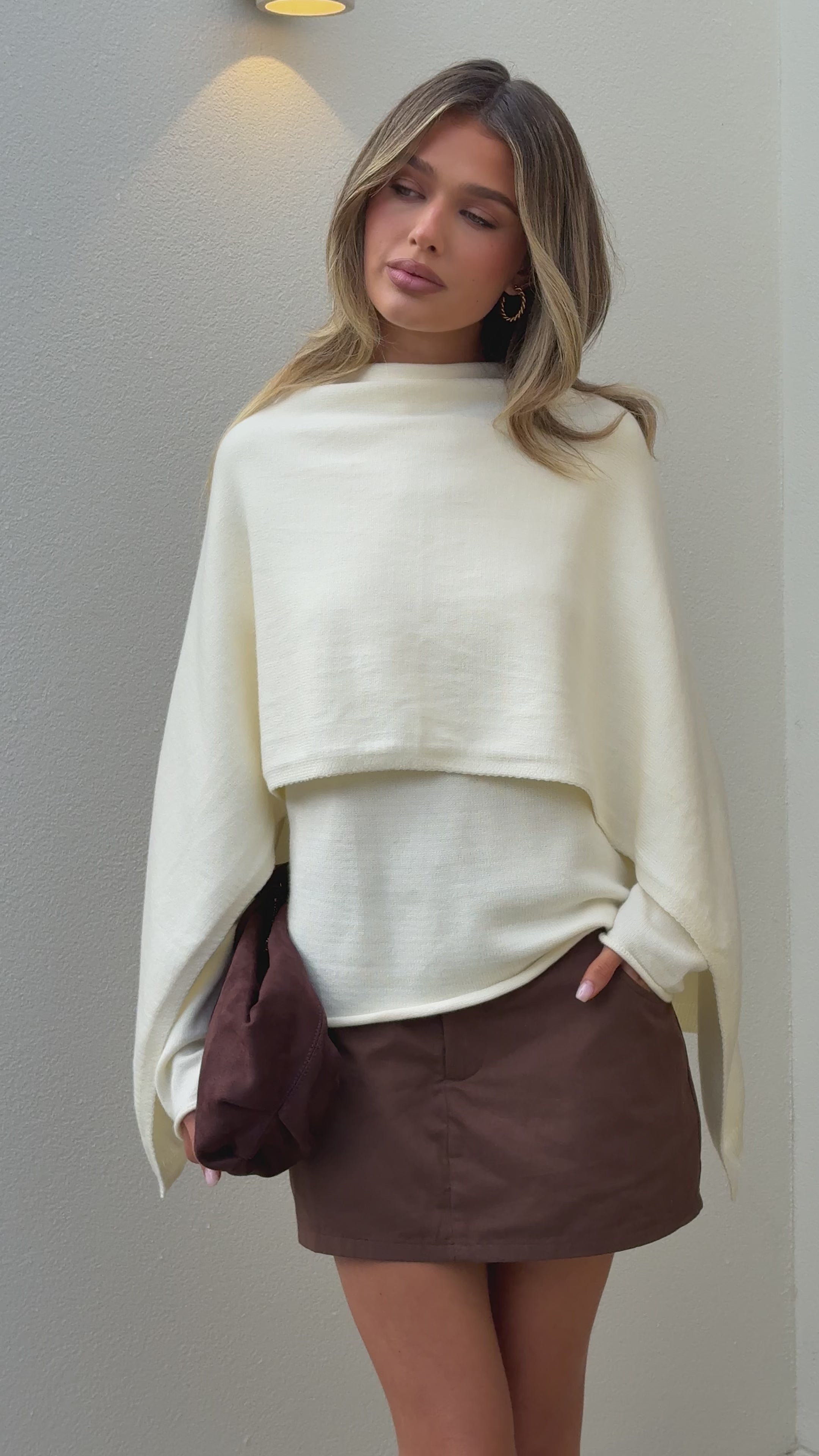 Load video: Jazmine Knitted Sweater and Scarf - Cream - Billy J