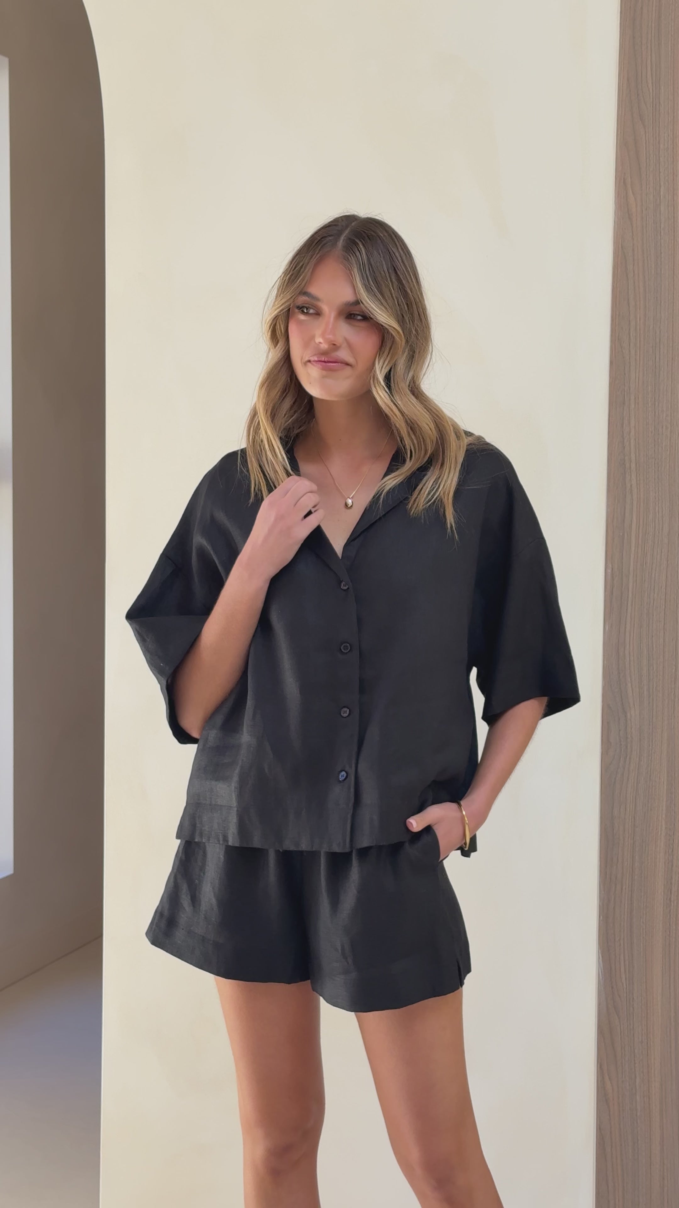 Load video: Luna Button Up Shirt - Black - Billy J