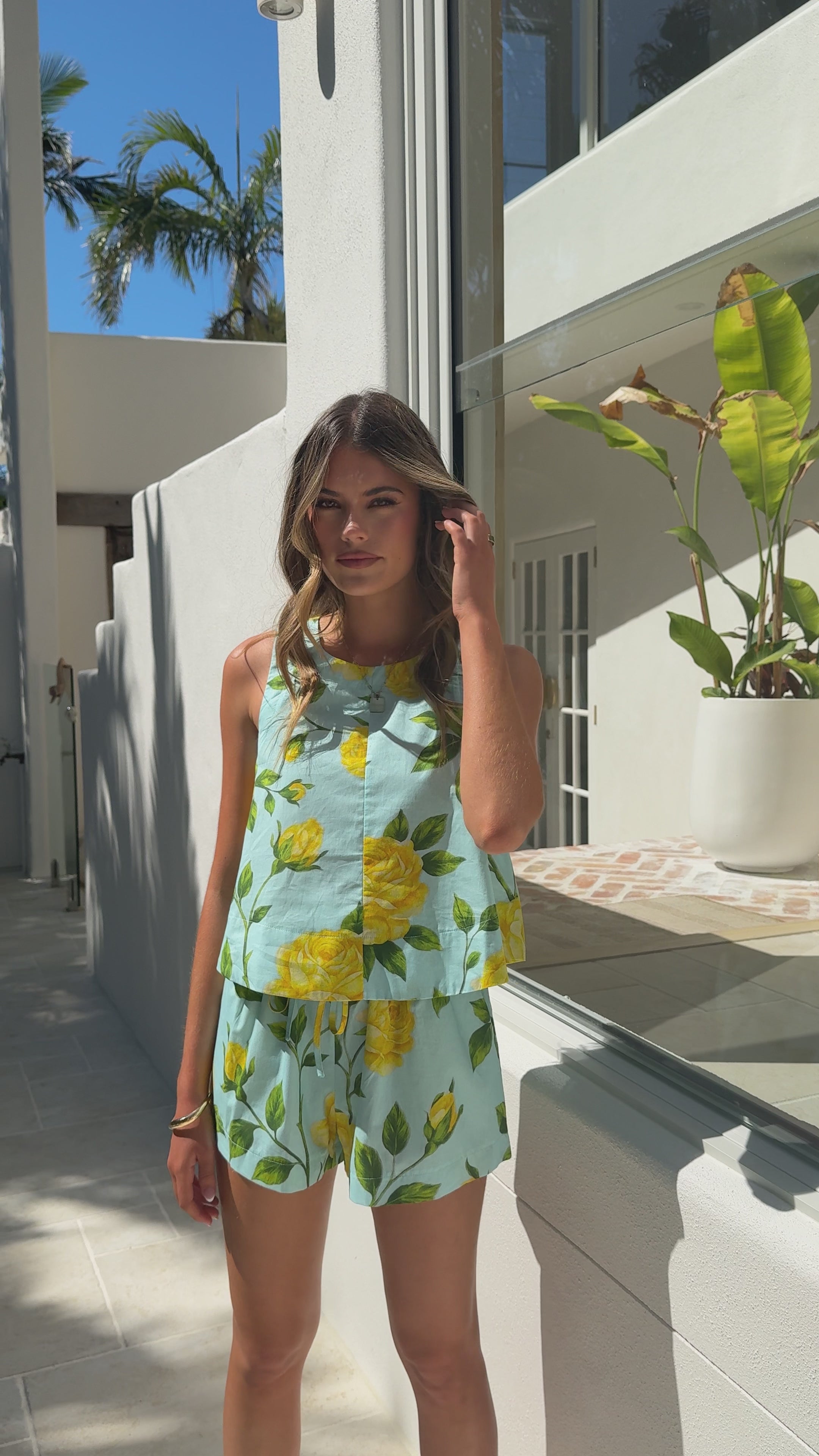 Load video: Alma Shorts - Lemon/Aqua Floral - Billy J
