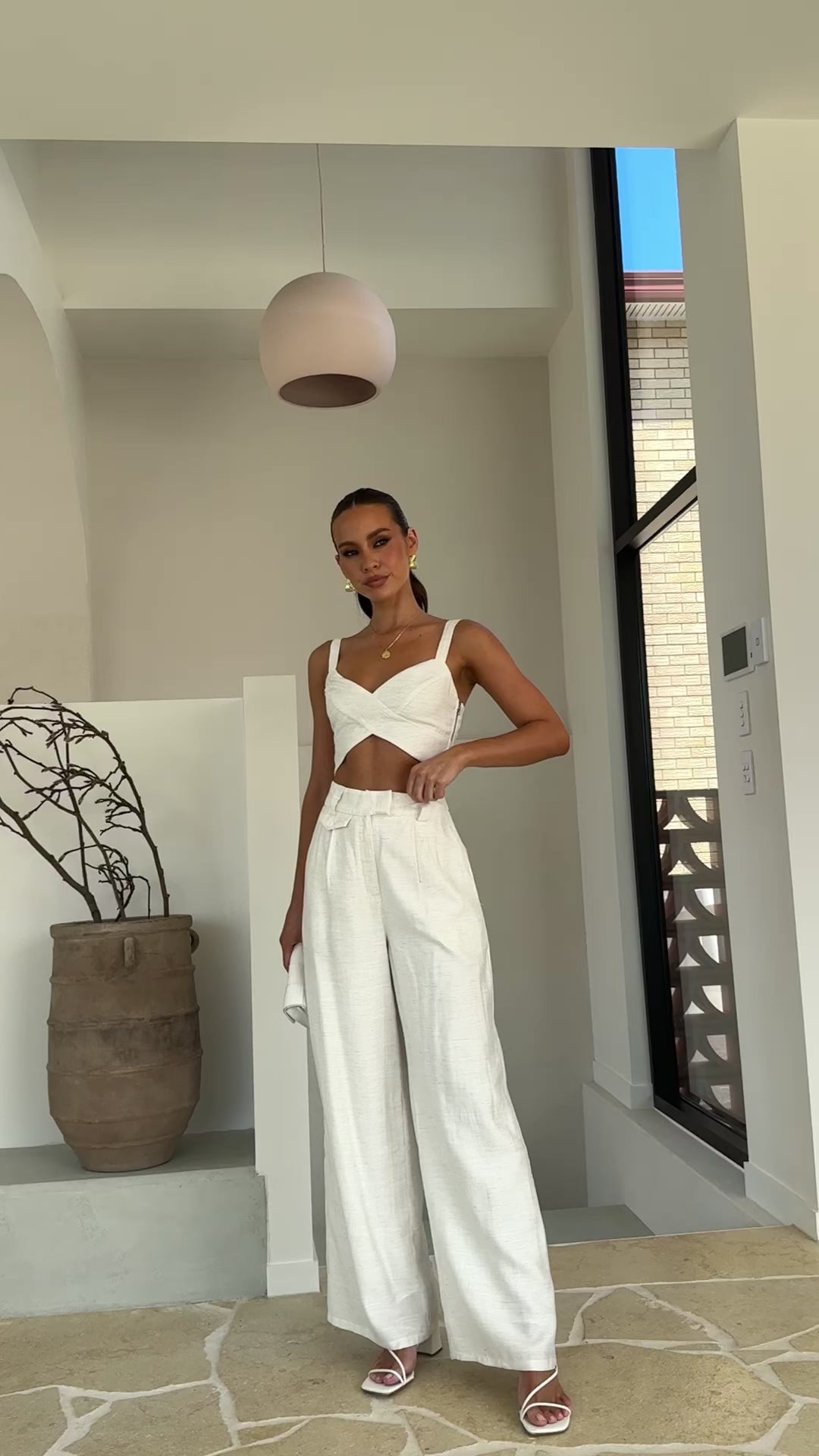 Load video: Toni Pants - Stone - Billy J