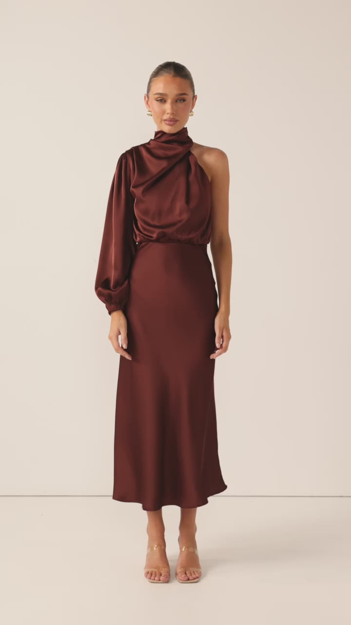 Load video: Esther One Shoulder Long Sleeve Dress - Brown