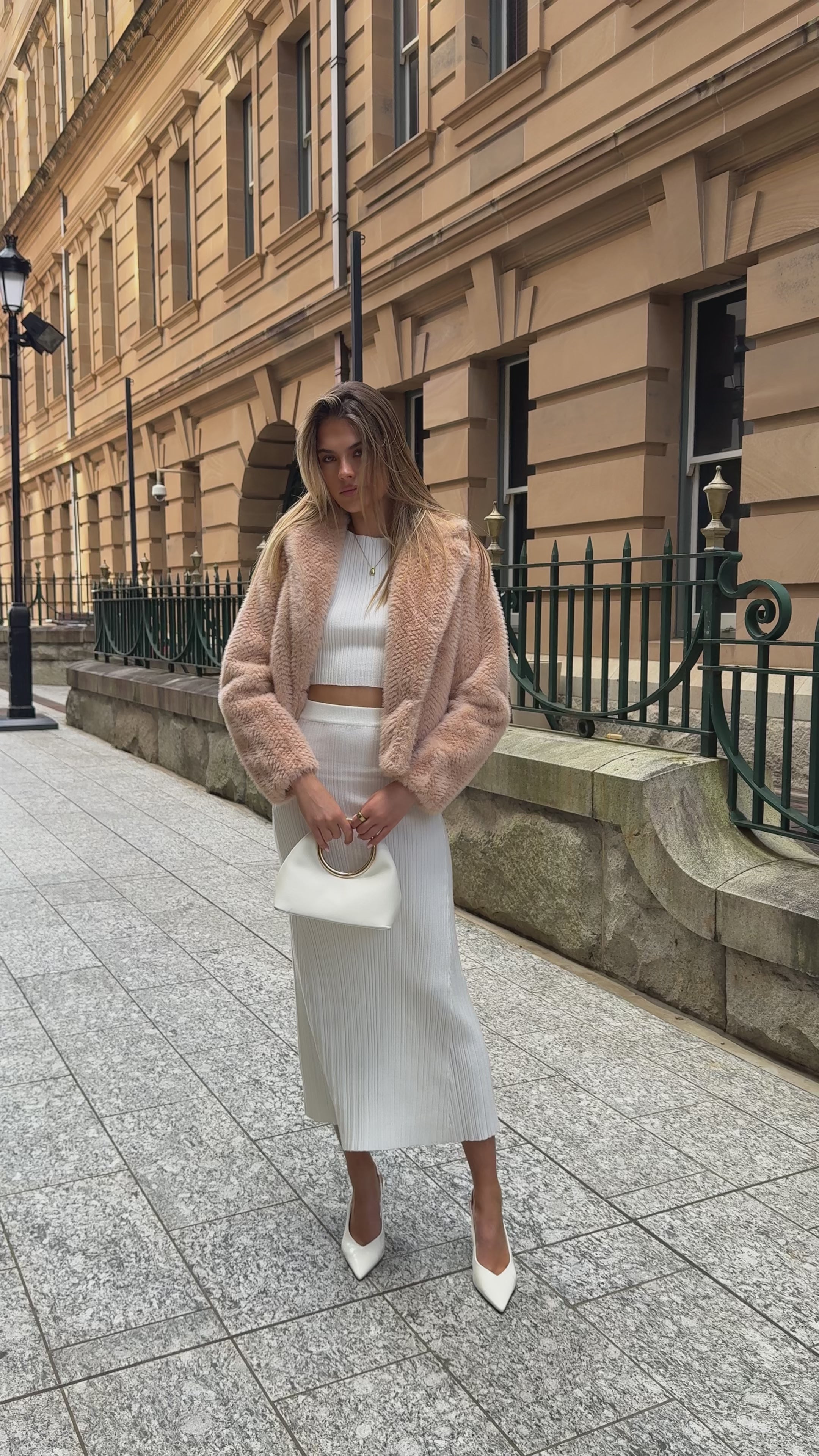 Load video: Senya Sleeveless Top - White - Billy J