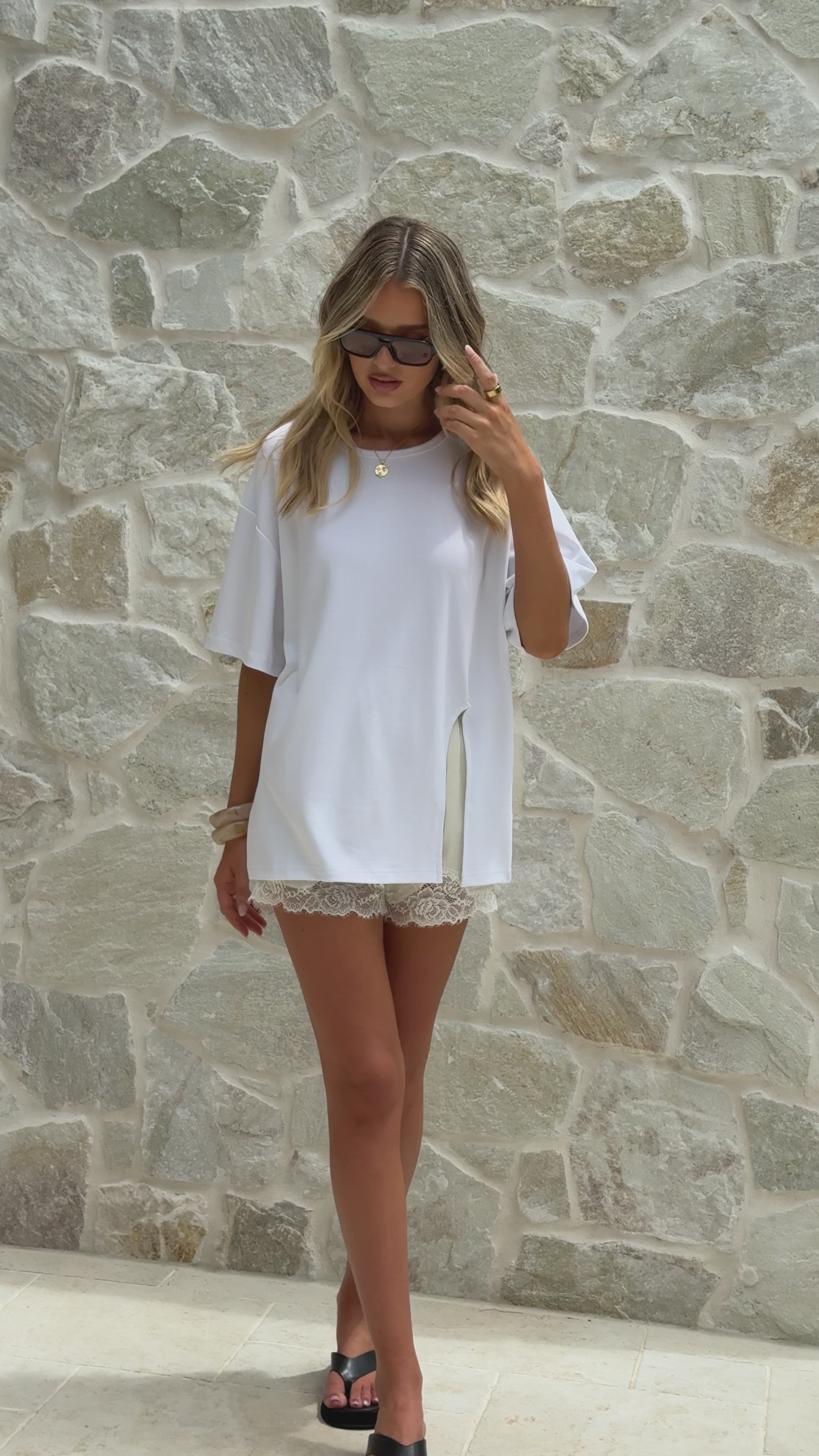 Load video: Indie Oversized Tee - White - Billy J
