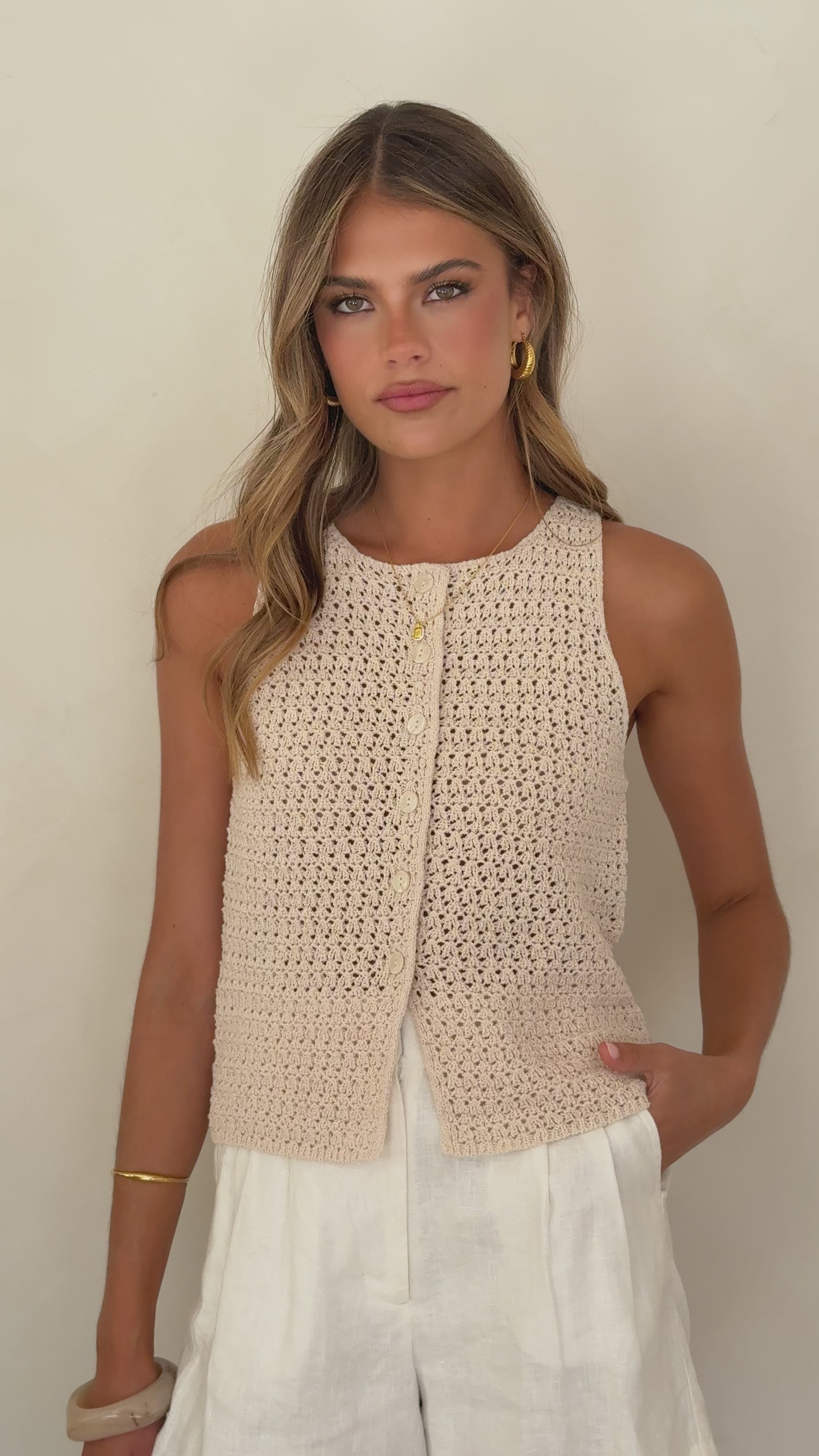 Load video: Poppy Knit Top - Sand - Billy J