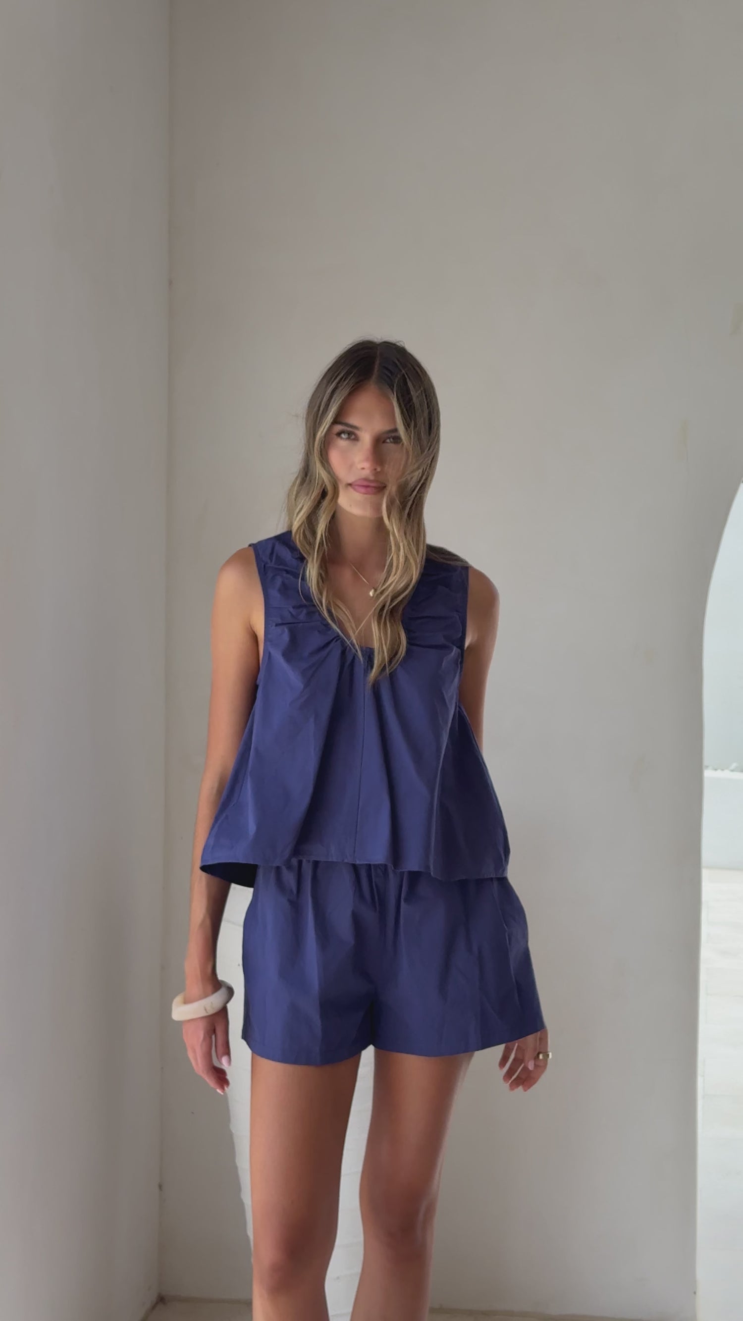 Vika Shorts - Navy - Billy J