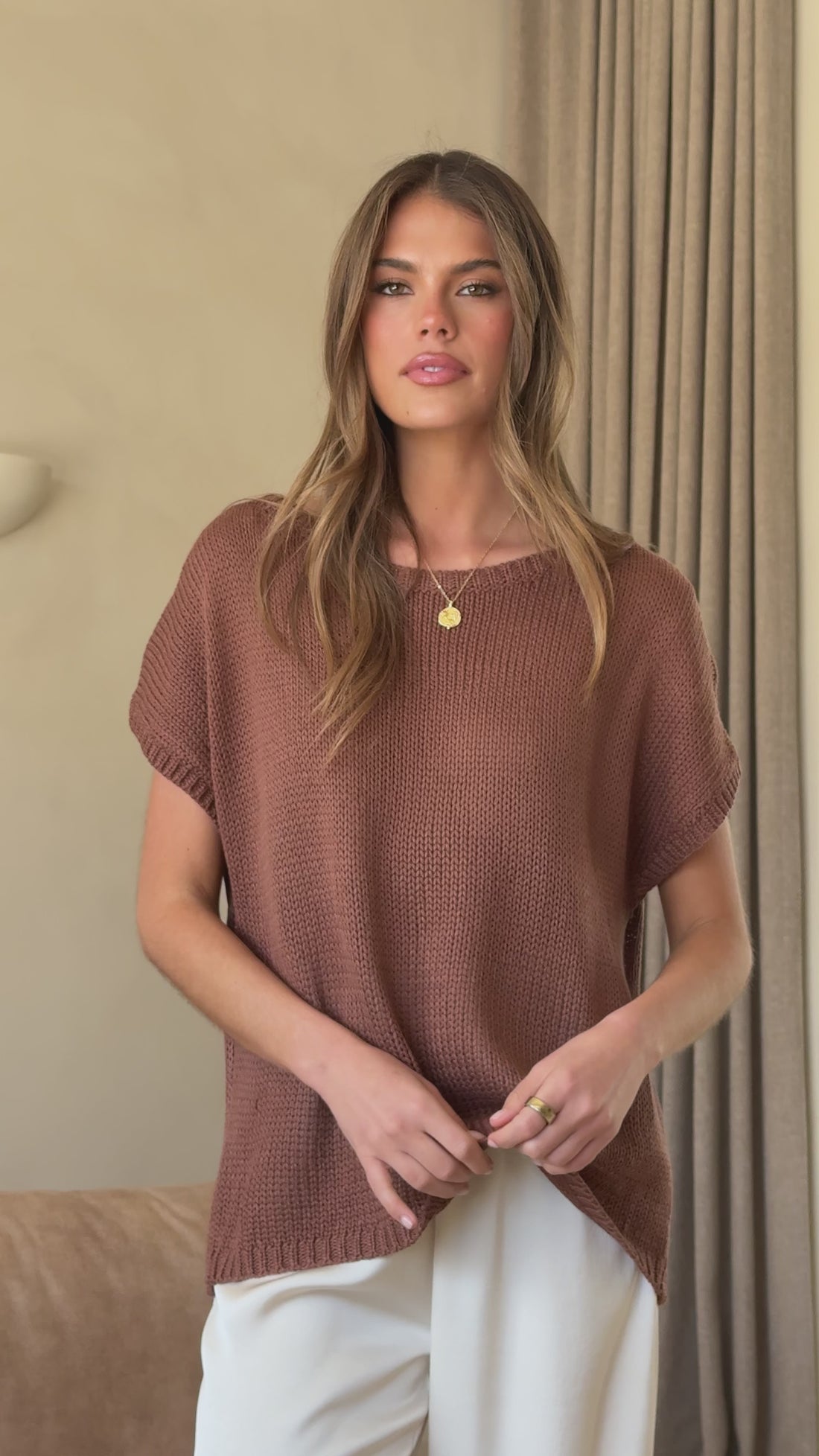 Sophia Top - Chocolate - Billy J