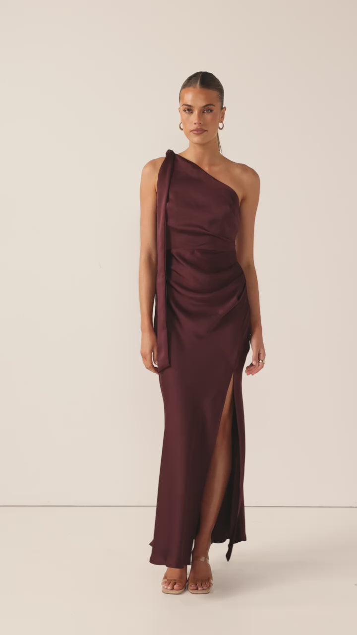Load video: Halle One Shoulder Maxi Dress - Chocolate