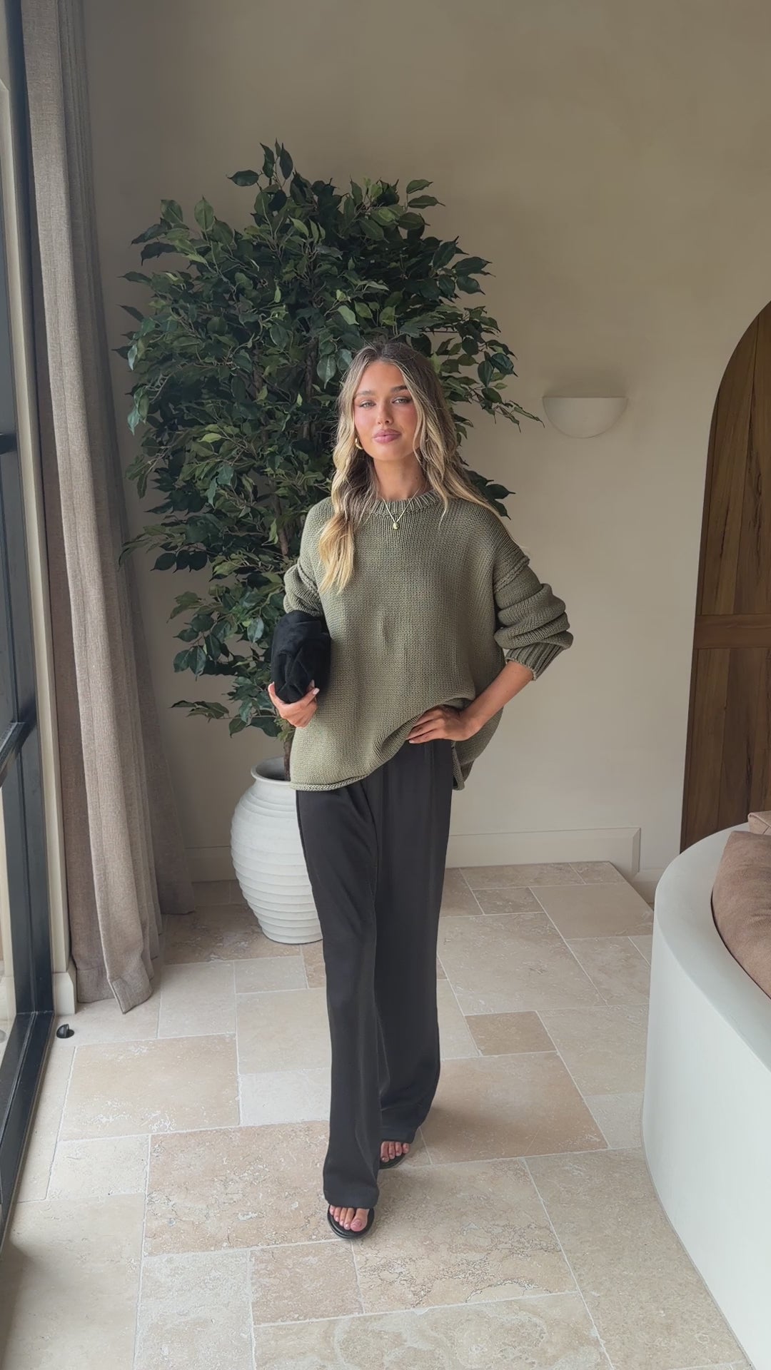 Load video: Jase Knit - Khaki - Billy J