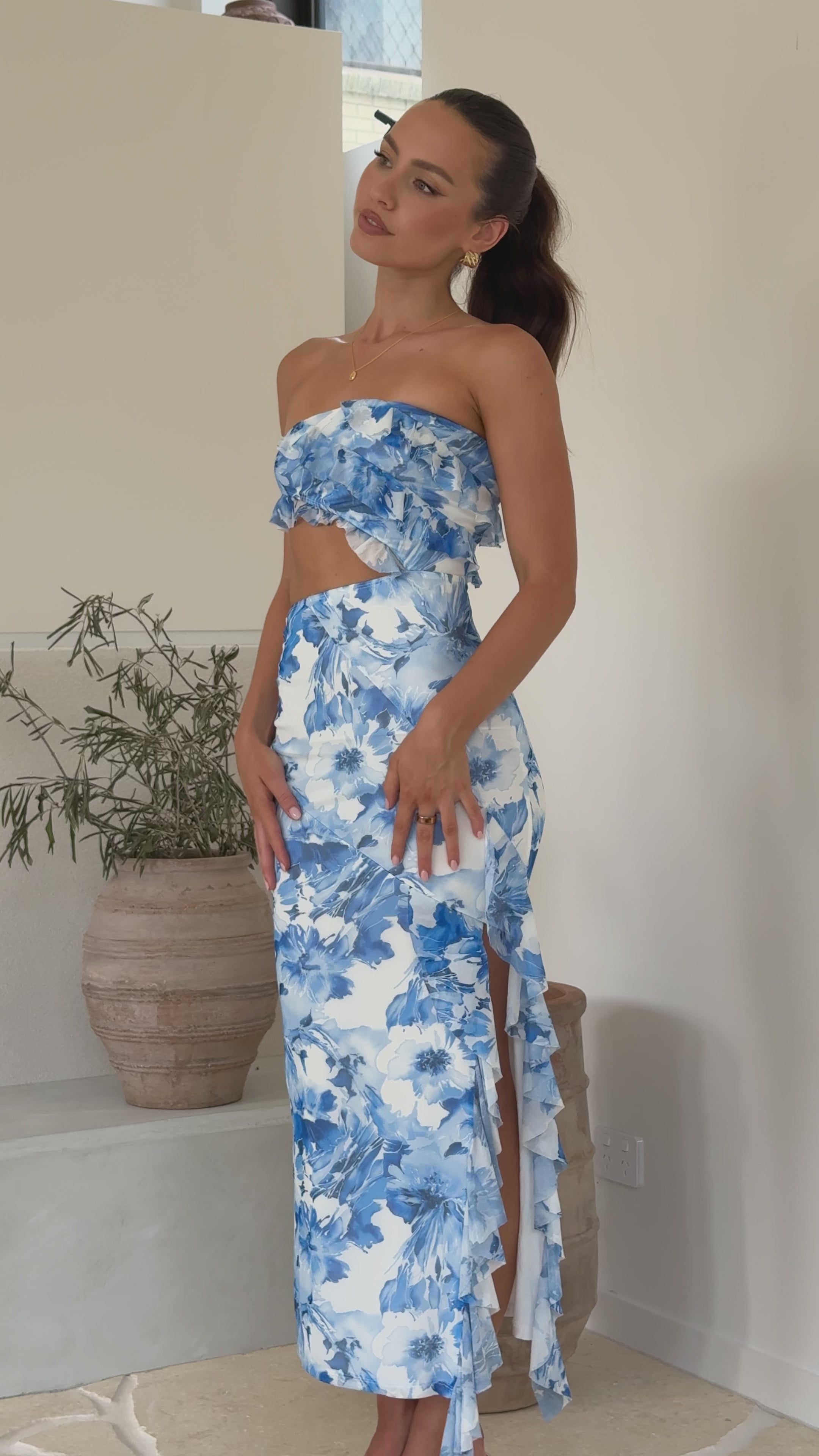 Load video: Zinnia Midi Dress - Blue Floral - Billy J
