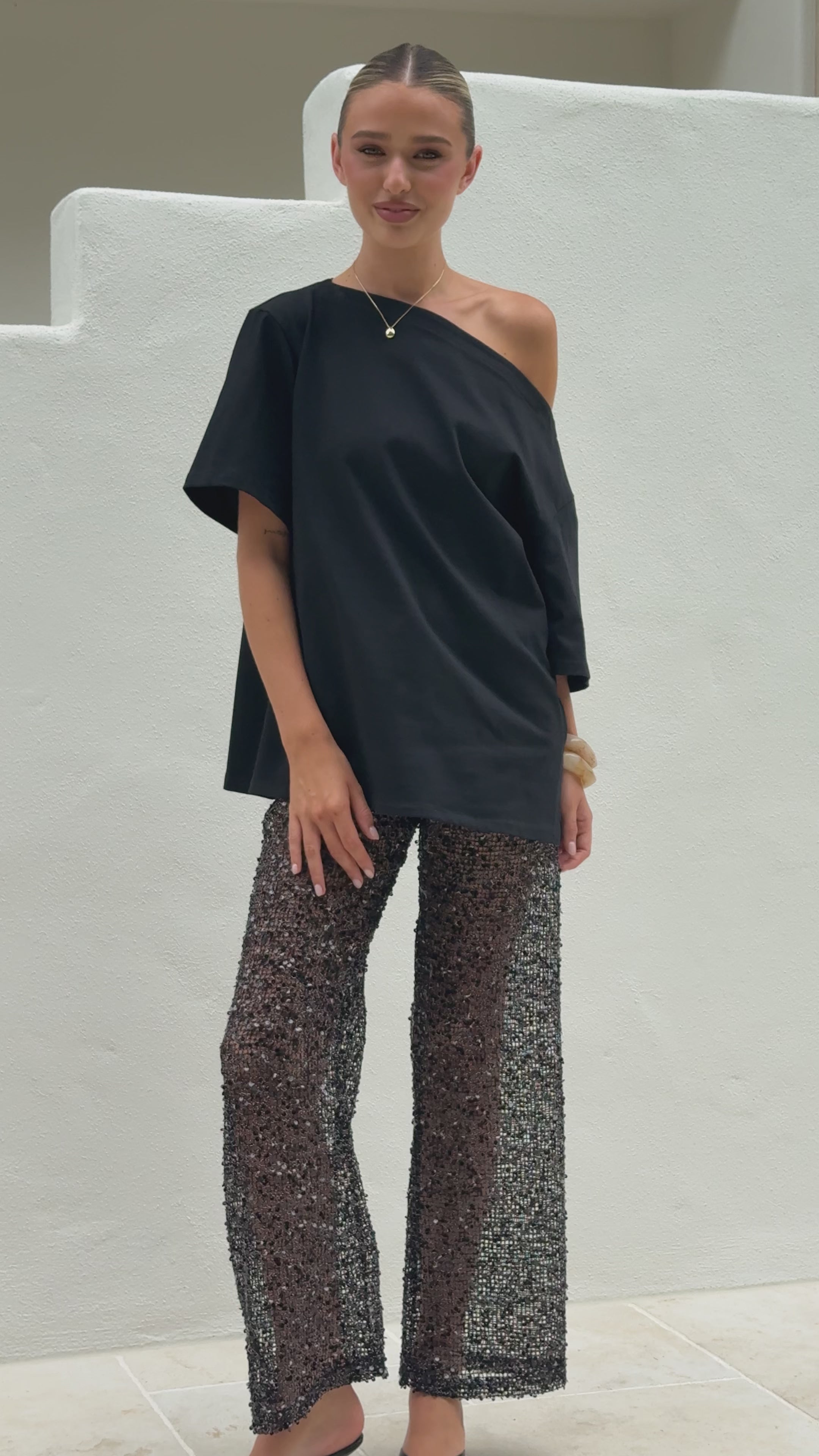 Load video: Zinnia Sequins Pant - Black - Billy J