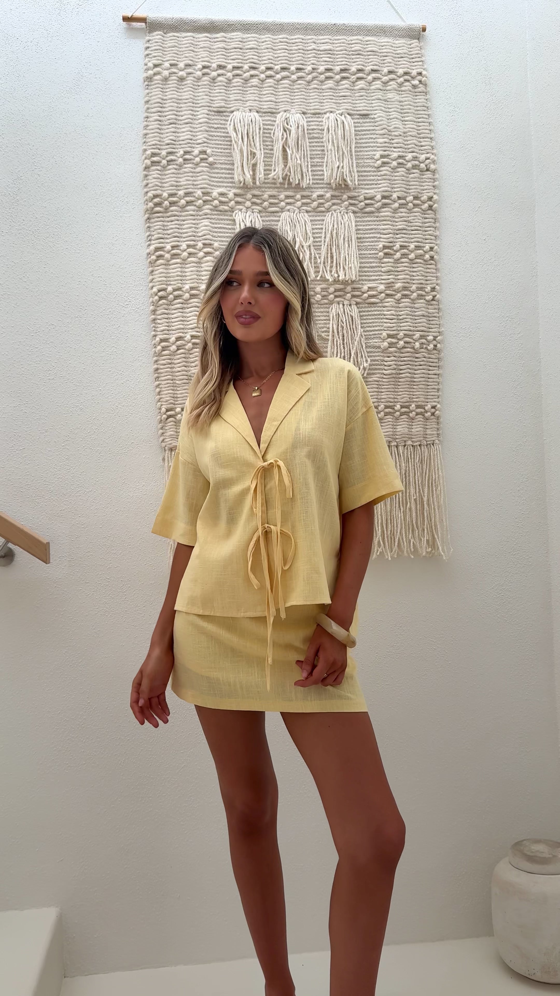 Load video: Louise Top - Light Yellow - Billy J