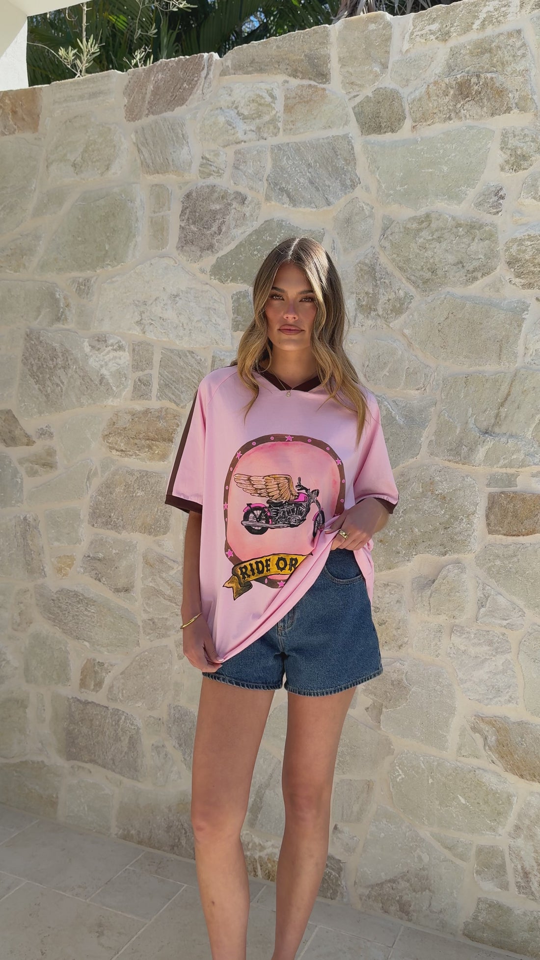 Avis Oversized Tee - Ride or Die Print - Billy J