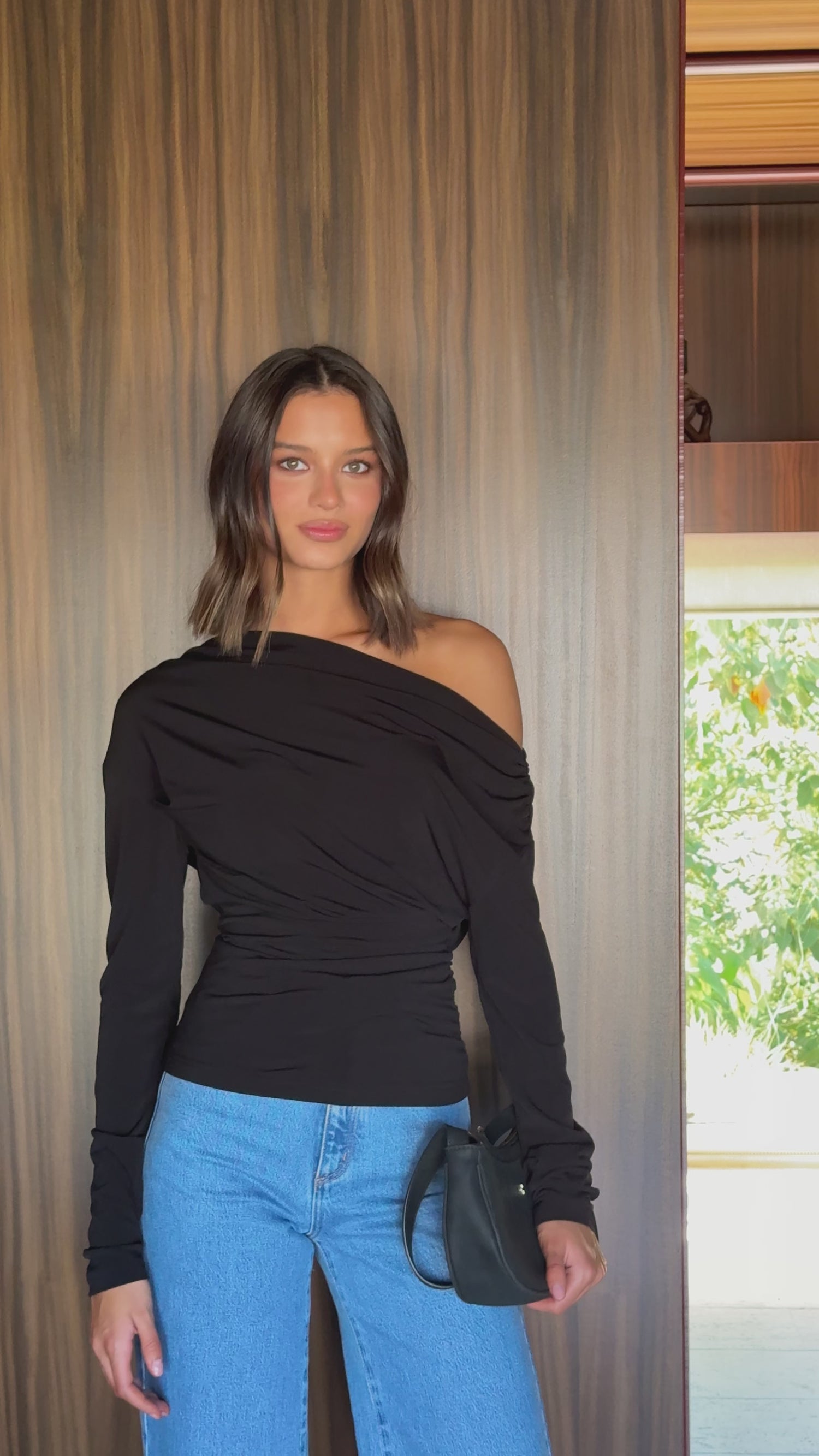 Sutton Long Sleeve Top - Black - Billy J