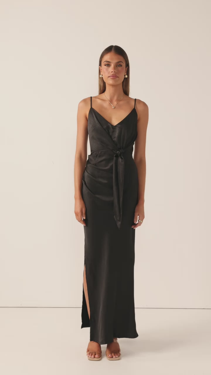 Load video: Yasmeen Tie Front Maxi Dress - Black