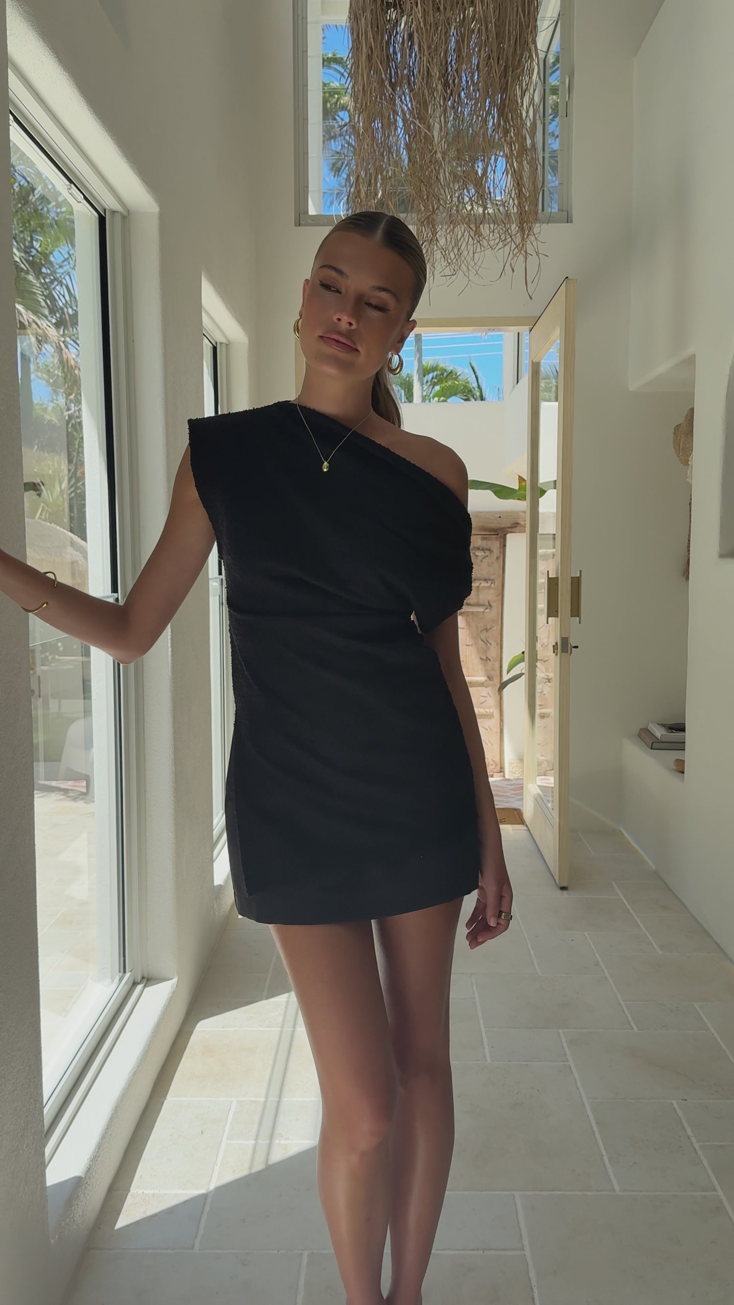 Freya Off The Shoulder Top - Black - Billy J