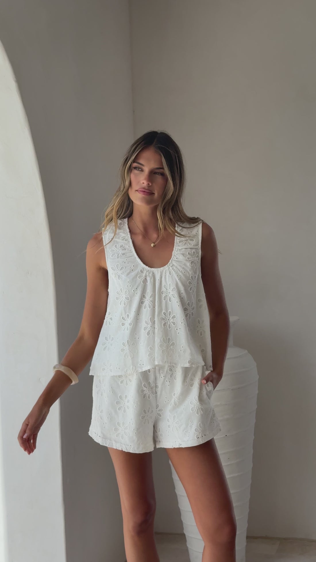 Vika Shorts - White Flower Embroidery - Billy J