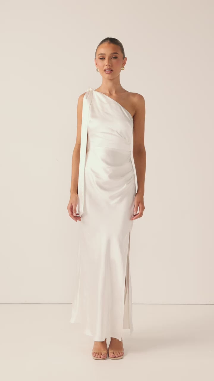 Load video: Halle One Shoulder Maxi Dress - Ivory