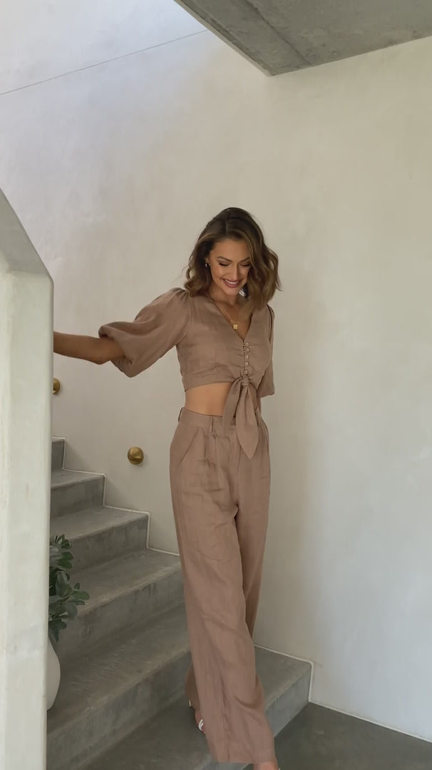 Load video: Tillie Pants - Latte - Billy J