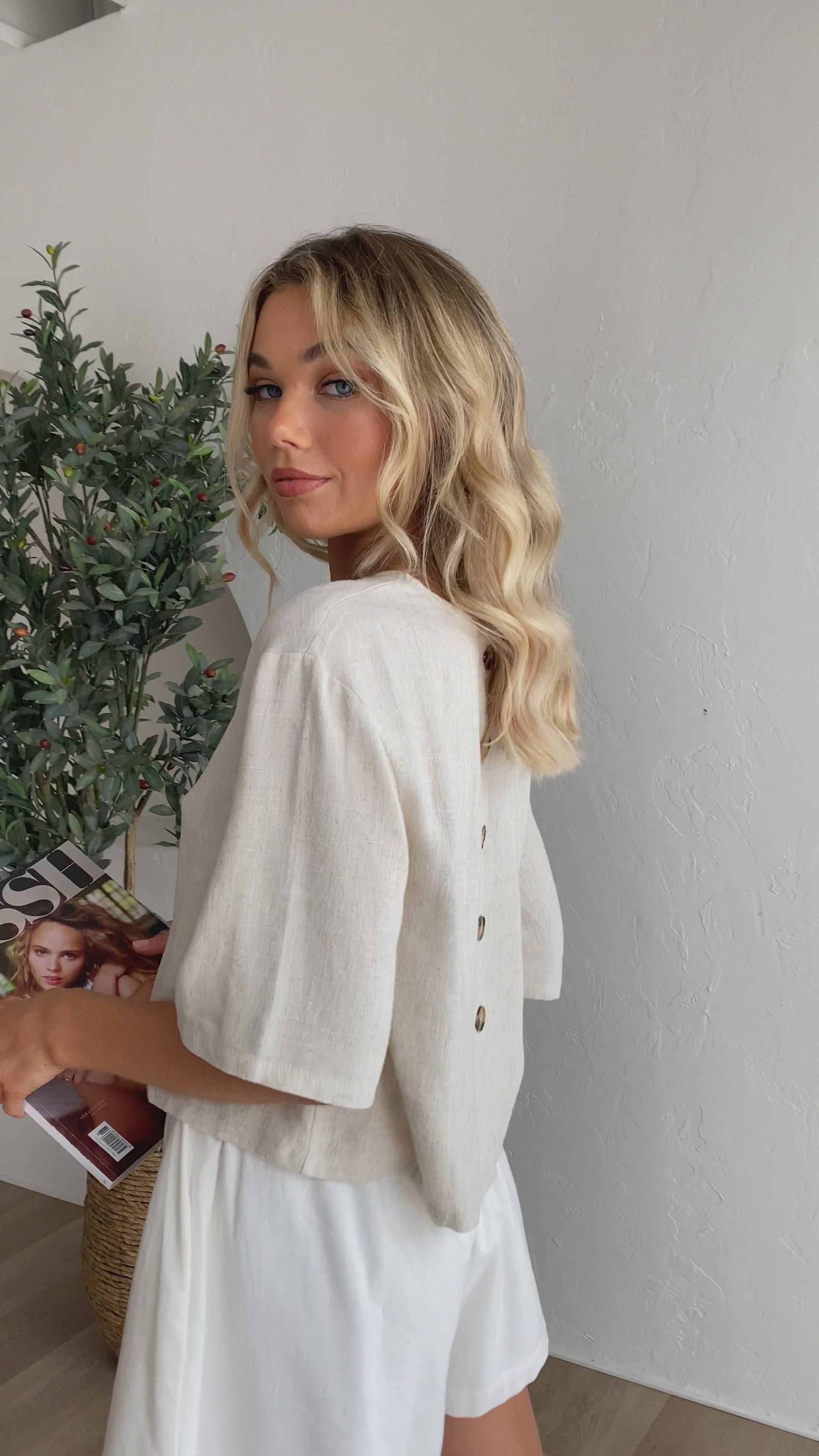 Load video: Charlotte Top - Natural - Billy J