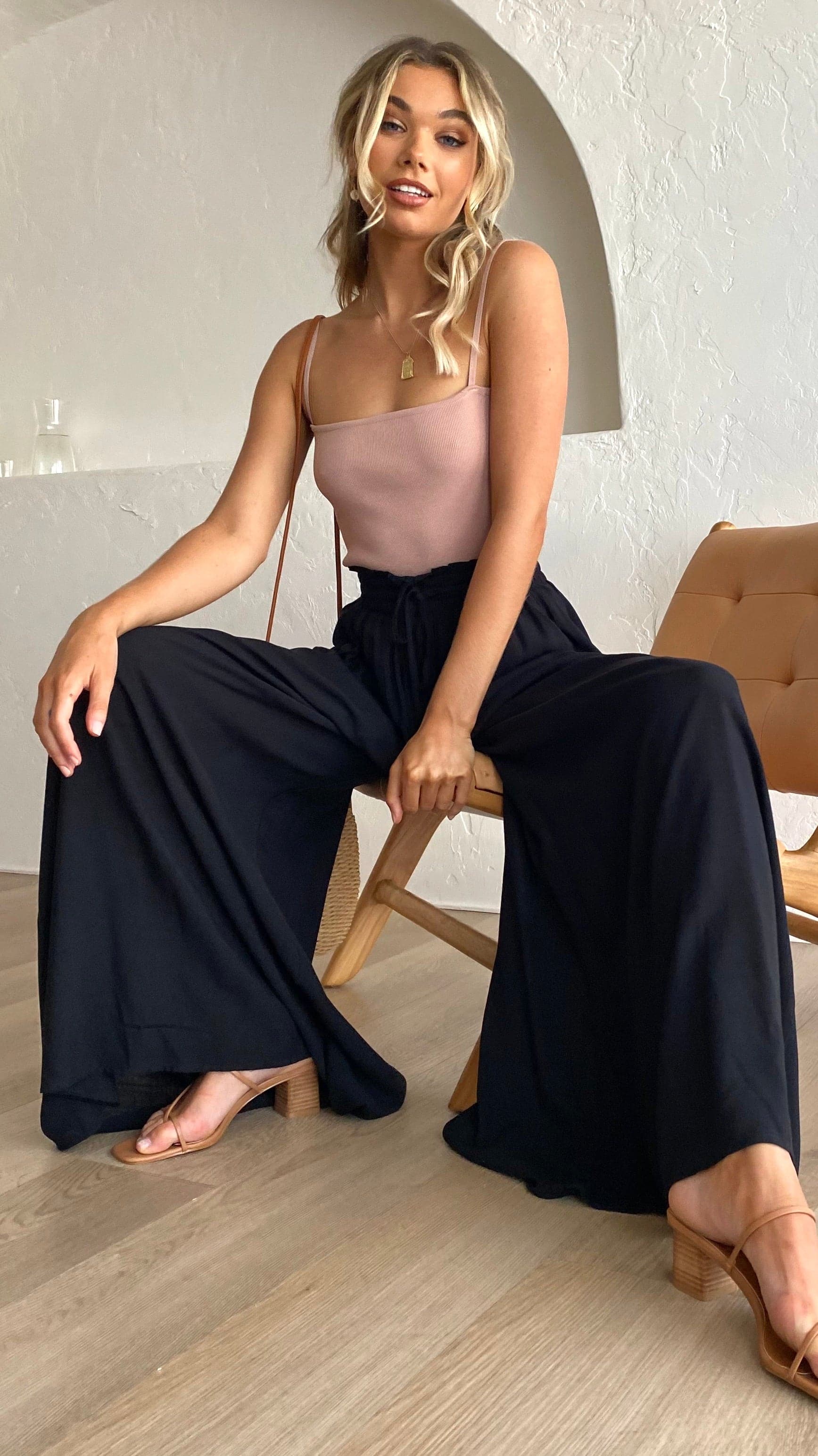 Avery Wide Leg Pants - Black - Billy J