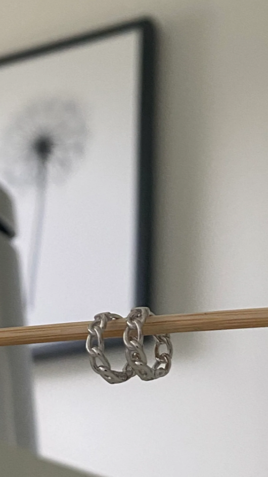 Chain Huggie - Silver - Billy J